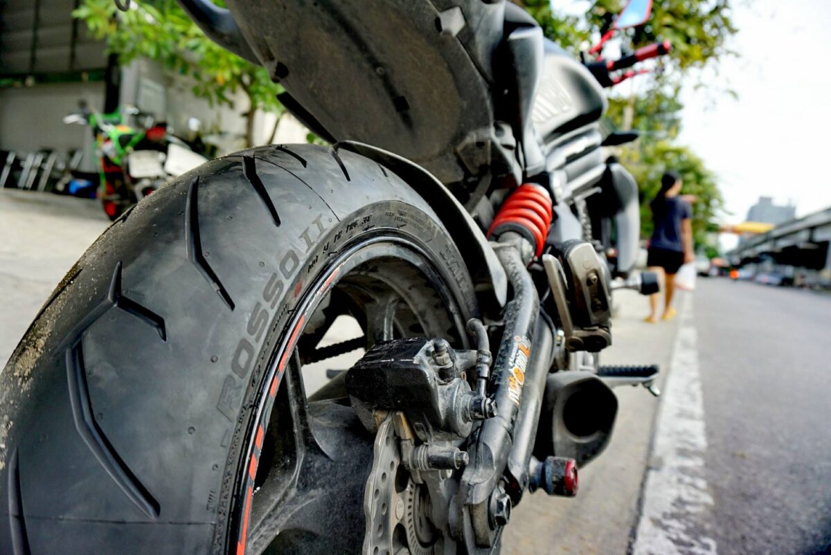 ยางมอเตอร์ไซค์ Pirelli รุ่น Diablo Rosso2 (รอสโซ่ 2) - Image 2