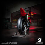 ยาง Bridgestone รุ่น RACING BATTLAX V02 (ยางวิ่งสนาม) ขอบ 17 นิ้ว