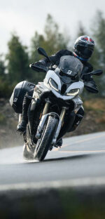 ยางมอเตอร์ไซค์ Bridgestone รุ่น Battlax T33 ขอบ 17, 19 นิ้ว - Image 2